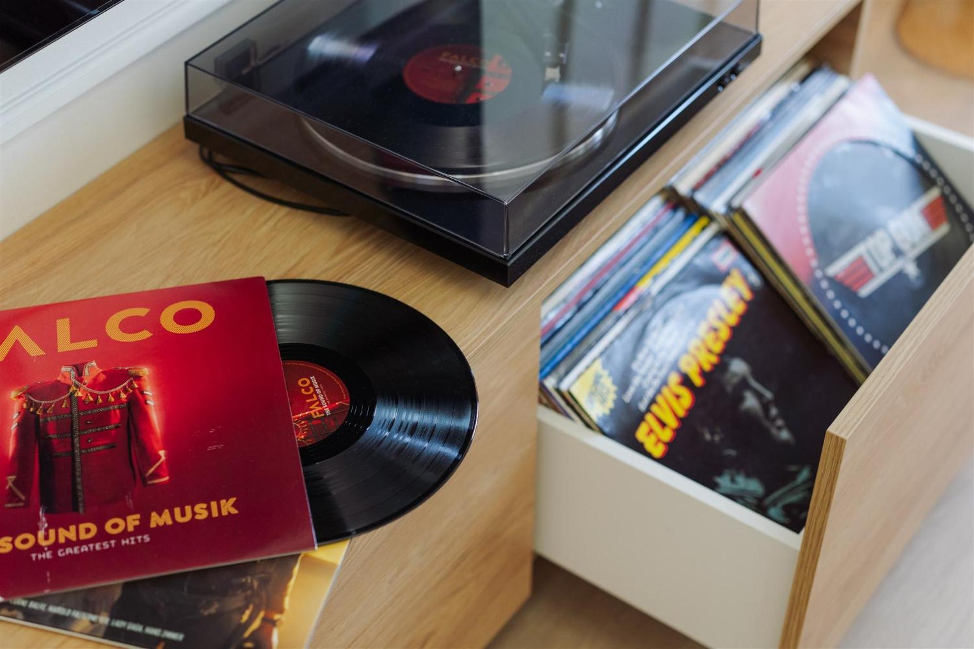 Good Vibe Studio Near Metro - Garage, Air-Conditioning, Vinyl Player Praga Esterno foto